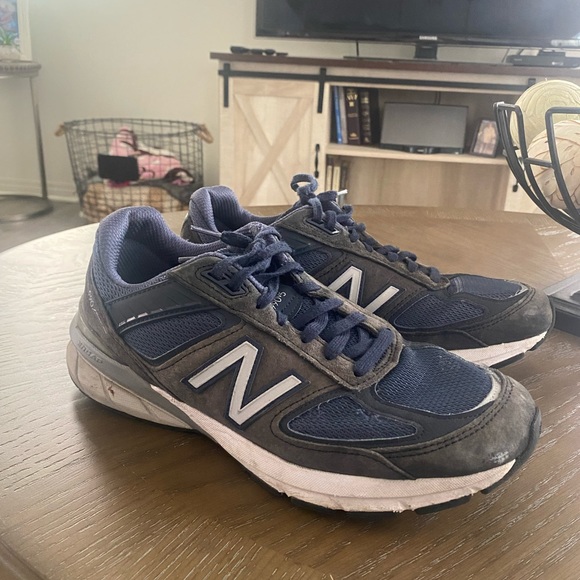 New Balance 990 V5 shoes - Picture 1 of 6